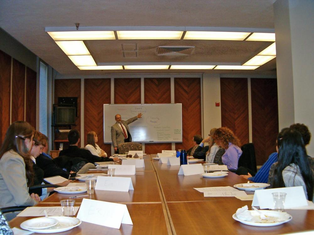 Jeffery Gibeling teaching a PFTF class